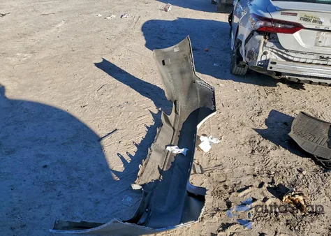 2022 Toyota Camry Se из США, поврежденный, VIN 4T1T11AK0NU056984